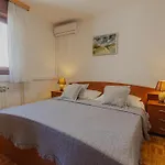 Apartman Large Stylish Ankica,free Public Parking *